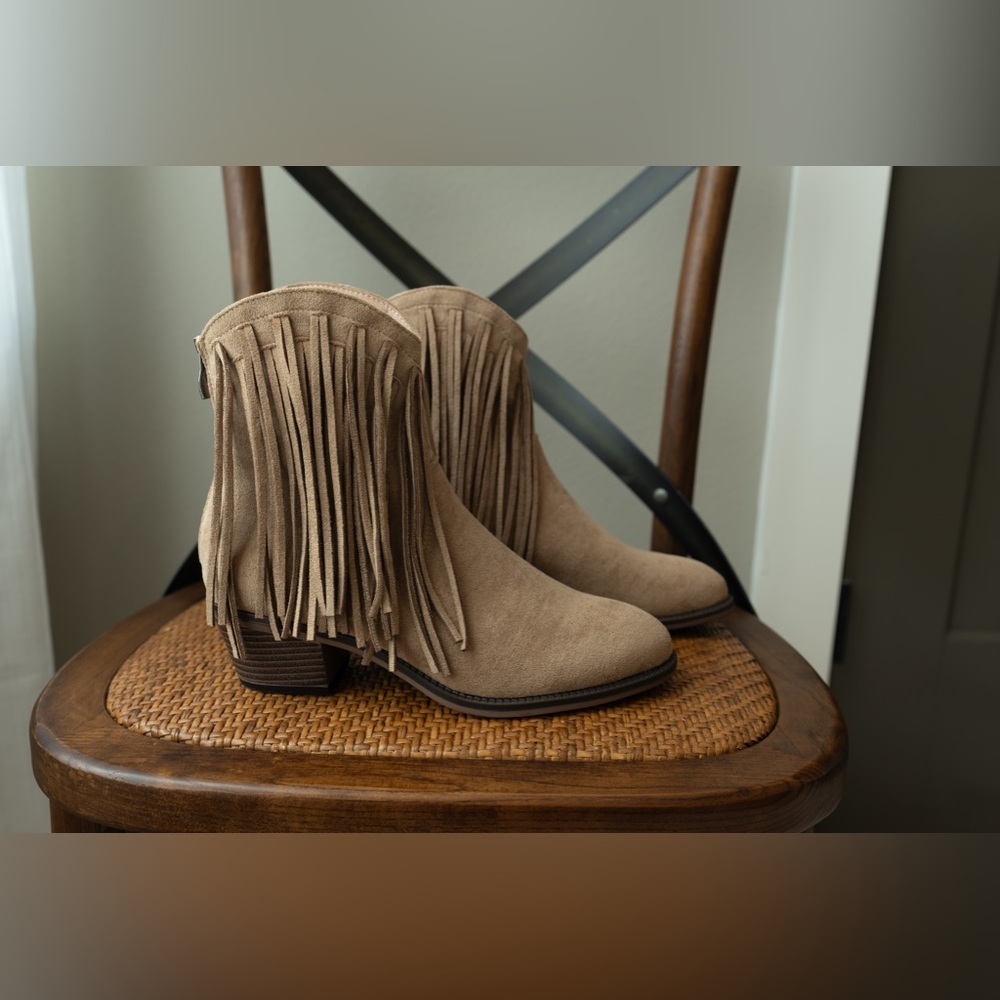 Tan Faux Suede Fringe Boots - Size 6